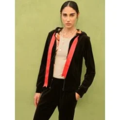 Freizeitanzug Nicki Zwei-teilig Von Fiori Di Chiara