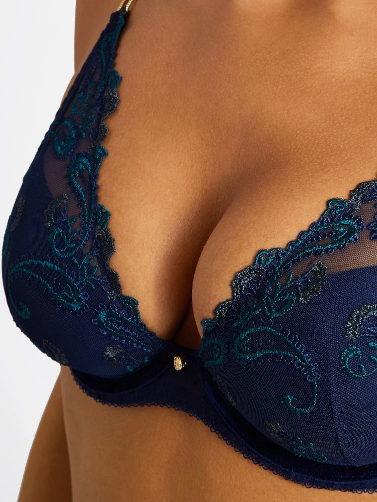 Triangel BH VELVET MEMORIES Von Aubade 7 Triangel BH VELVET MEMORIES Von Aubade – Bild 5