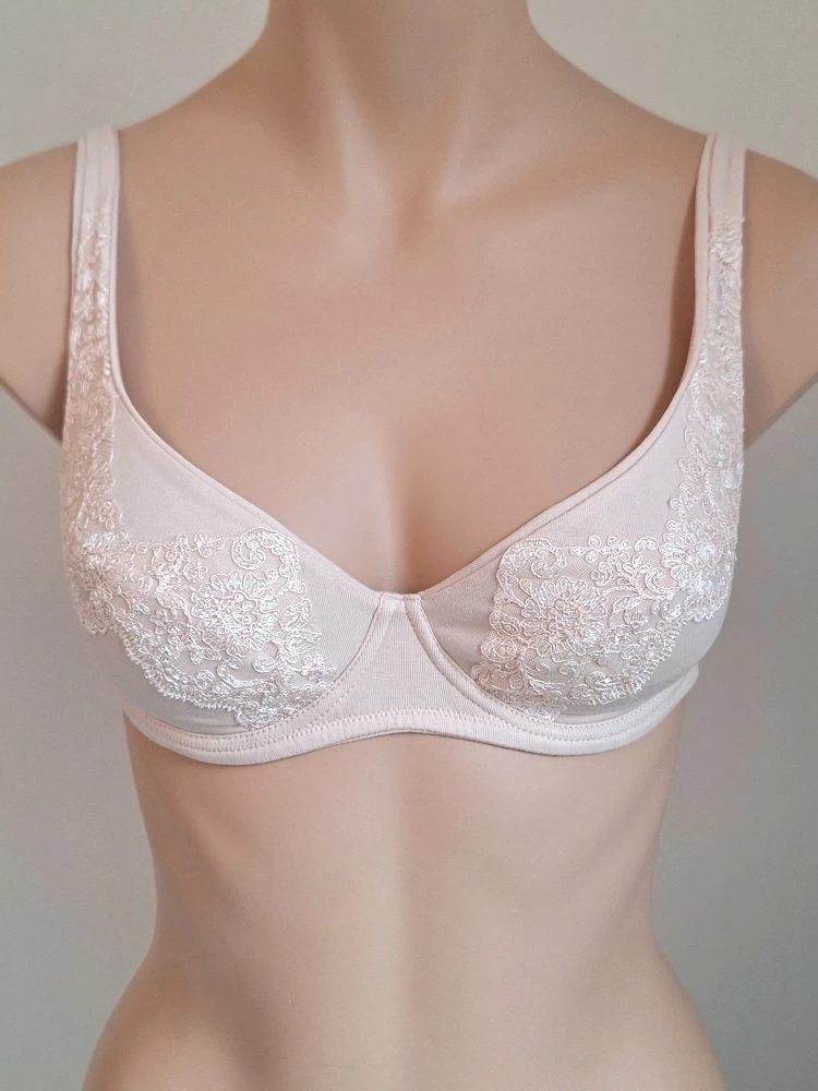 Bügel-BH Mit Spitze VELATO Cotone Candy Von Cotton Club 4 Bügel-BH Mit Spitze VELATO Cotone Candy Von Cotton Club – Bild 2