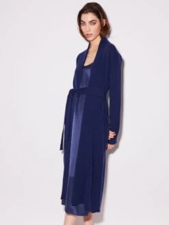 Titelseite -Pink Zebra hausmantel lang wollmix blu cf1352 chiara fiorini 1