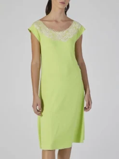 Modal Nachtkleid Mit Spitze Knielang KIWI Grün Von Verdiani -Pink Zebra modal nachtkleid kurz apfel gruen 4508 verdiani 3 1