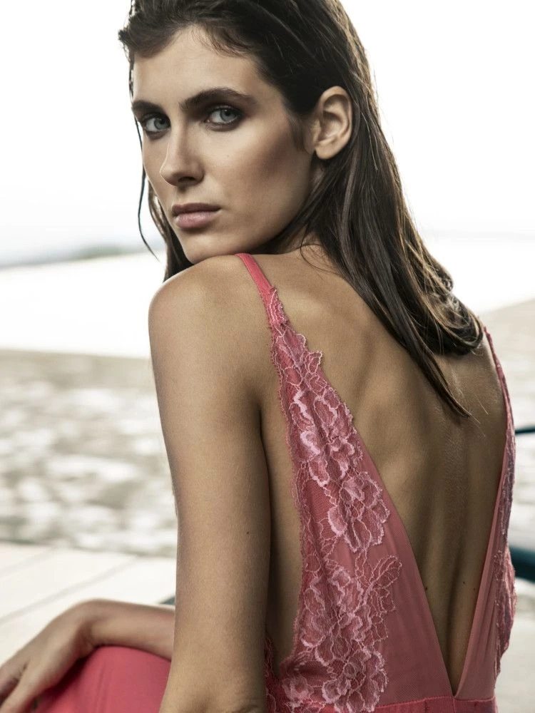 Modal Neglige Mit Spitze Lang CORALLO Pink Von Verdiani 8 Modal Neglige Mit Spitze Lang CORALLO Pink Von Verdiani – Bild 6