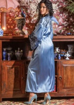 Samt Morgenmantel PIA Blau Schwarz Mit Seide Von Marjolaine 8 Samt Morgenmantel PIA Blau Schwarz Mit Seide Von Marjolaine -Pink Zebra morgenmantel lang samt seide 5pia2201 9304 blau marjolaine 2