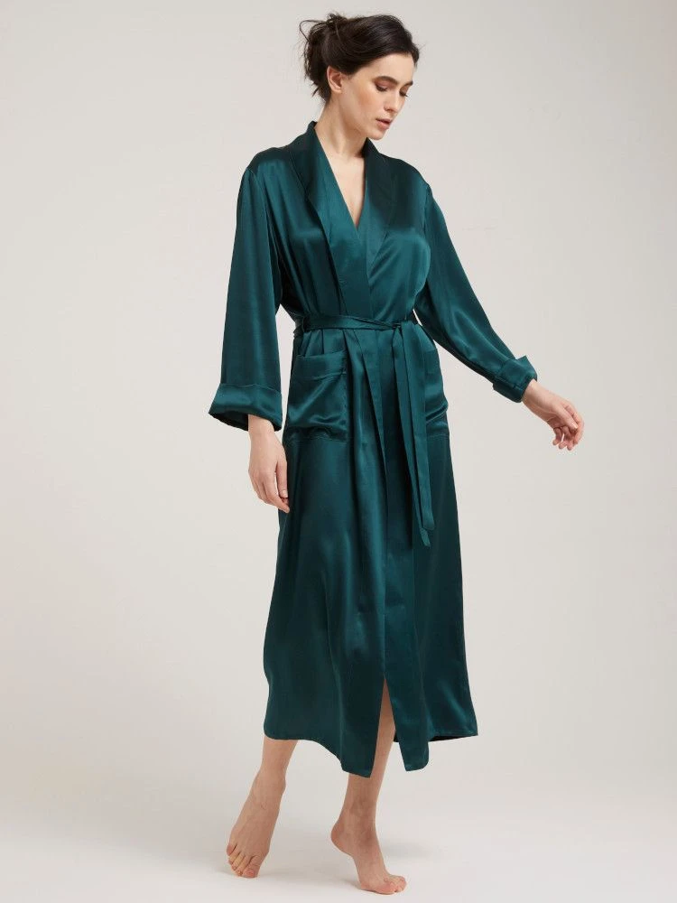 100% Seide Morgenmantel Lang GIGLIOLA Uni Von Vivis 4 100% Seide Morgenmantel Lang GIGLIOLA Uni Von Vivis – Bild 2