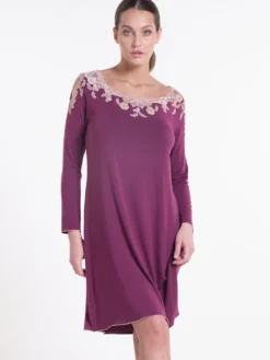 Modal Langarm Nachtkleid PRUGNA Violett Von Verdiani 8 Modal Langarm Nachtkleid PRUGNA Violett Von Verdiani -Pink Zebra nachthemd modal pflaume 4828 verdiani 4 1