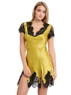 Seide Nachtkleid MAILIN Mit Spitze Von GATTINA -Pink Zebra nachtkleid seide 393323 juicy green gattina