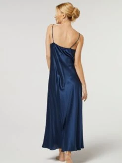 100% Seide Nachtkleid Lang DORINE Uni Von Vivis 38 100% Seide Nachtkleid Lang DORINE Uni Von Vivis -Pink Zebra nachtkleid seide lang dorine v00006 nachtblau vivis 2 1 6