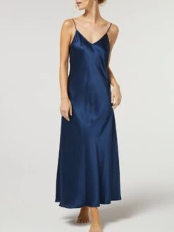 100% Seide Nachtkleid Lang DORINE Uni Von Vivis 27 100% Seide Nachtkleid Lang DORINE Uni Von Vivis -Pink Zebra nachtkleid seide lang dorine v00006 nachtblau vivis 3 1 2