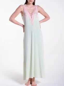 Modal Neglige Lang GERMOGLIO No. 2 Zartgrün Von Verdiani -Pink Zebra neglige modal zartgruen 4901 verdiani woman 2