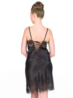 Seidennegligé Mit Spitze ST. ELM Von Gattina -Pink Zebra neglige seide st elm 50221 schwarz gattina 2 1