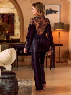 Samt Hausanzug SYNTHIA Von Marjolaine 9 Samt Hausanzug SYNTHIA Von Marjolaine -Pink Zebra pyjama 4syn5501 0004 marjolaine 2