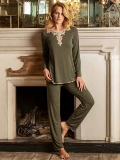 Modal Pyjama CHARLOTTE In Olivgrün Von Imec -Pink Zebra pyjama charlotte 74723 olivia imec 1