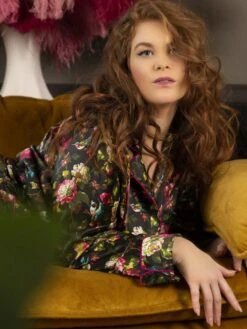 Seidenpyjama NURHAN Schwarz-grün Von Marjolaine -Pink Zebra pyjama nurhan imp fleurs 9nur5501 marjolaine 5