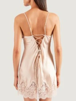 Seide Baby-Doll SOIE D´AMOUR Mit Spitze Aubade -Pink Zebra seide baby doll ms42 goldsand 3 soie d amour aubade 1