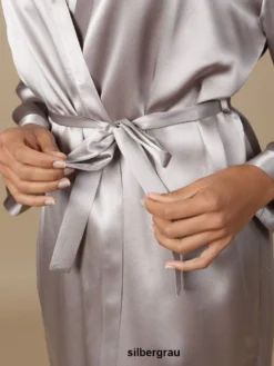 100% Seide Morgenmantel SOIE LASER Kurz Von Marjolaine -Pink Zebra seide morgenmantel laser laurian silber soie unie marjolaine 2 1 1 1 1