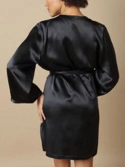 100% Seide Morgenmantel SOIE LASER Satin Von Marjolaine 30 100% Seide Morgenmantel SOIE LASER Satin Von Marjolaine -Pink Zebra seide morgenmantel laser schwarz soie unie marjolaine 8 1