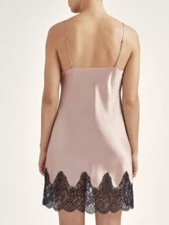 Seide Negligé TOI MON AMOUR Uni Farben Von Aubade -Pink Zebra seide neglige qs40 sonate altrosa schwarz 3 toi moi amour aubade 4 1 1 1