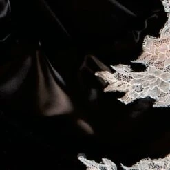 Slip ONICE Mit Seide Von Cotton Club Nur Noch In Rot-schwarz -Pink Zebra seide schwarz champagner cotton club 2 1