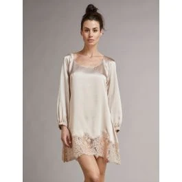 Seide Sleepshirt BERLINO Puder Mit Spitze Von Vivis 3 Seide Sleepshirt BERLINO Puder Mit Spitze Von Vivis