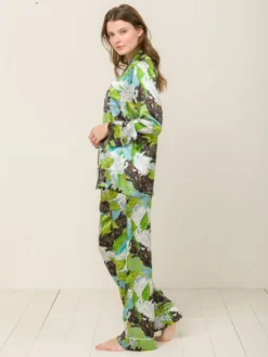 100% Seide Schlafanzug Elisabetha In VERONA GARDEN Von Radice 13 100% Seide Schlafanzug Elisabetha In VERONA GARDEN Von Radice -Pink Zebra seidenpyjama elisabetha verona garden radice 2