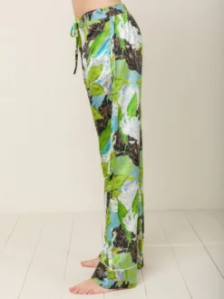 100% Seide Schlafanzug Elisabetha In VERONA GARDEN Von Radice 16 100% Seide Schlafanzug Elisabetha In VERONA GARDEN Von Radice -Pink Zebra seidenpyjama elisabetha verona garden radice 5