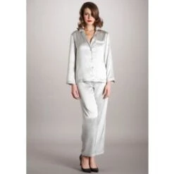 100% Seide Schlafanzug LAILA Klassisch Von Vivis