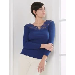 Merino Wolle-Seide LANGARMSHIRT Gerippt Blau Leavers Spitze Von Oscalito 3 Merino Wolle-Seide LANGARMSHIRT Gerippt Blau Leavers Spitze Von Oscalito