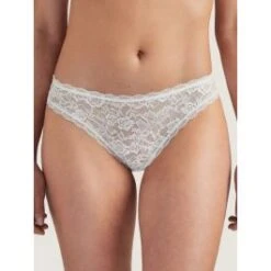 Brasiliana Slip ROSESSENCE HK Spitze Fein Von Aubade