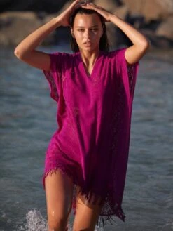 Spitze Strandtunika YLEE 23 Uni Von Pain De Sucre 11 Spitze Strandtunika YLEE 23 Uni Von Pain De Sucre -Pink Zebra strandkleid purpur ylee pain de sucre 1