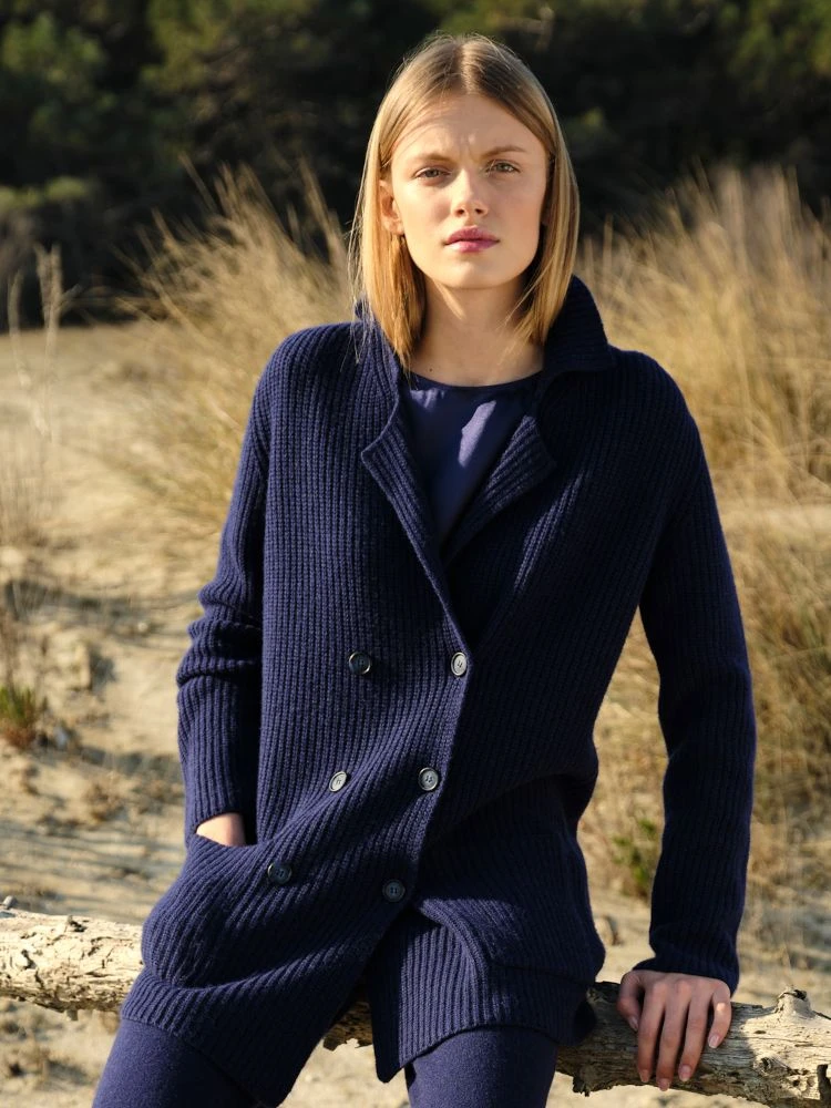 Strickjacke Grobstrick Mit Knöpfen Von Chiara Fiorini Mit Wolle Und Kaschmir 5 Strickjacke Grobstrick Mit Knöpfen Von Chiara Fiorini Mit Wolle Und Kaschmir – Bild 3