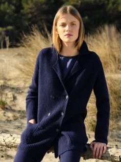 Grobstrick Jacke Mit Knöpfen Von Chiara Fiorini Mit Wolle Und Kaschmir 6 Grobstrick Jacke Mit Knöpfen Von Chiara Fiorini Mit Wolle Und Kaschmir -Pink Zebra strickjacke wollmix blu cf1338 chiara fiorini 2 3 1