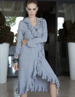 Hausmantel Mittellang MARISA Mit Merino Und Kaschmir Von Paolucci 6 Hausmantel Mittellang MARISA Mit Merino Und Kaschmir Von Paolucci -Pink Zebra strickmantel kurz grau marisa paolucci 3 1