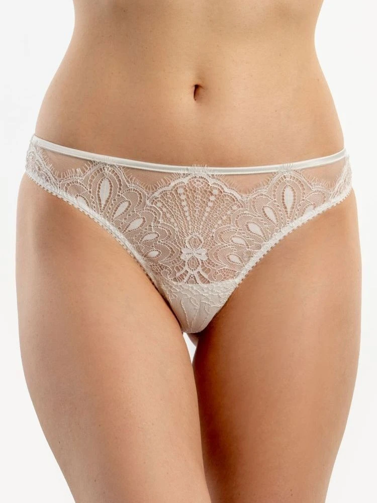 Spitze String Transparent Von Prelude Milano 4 Spitze String Transparent Von Prelude Milano – Bild 2