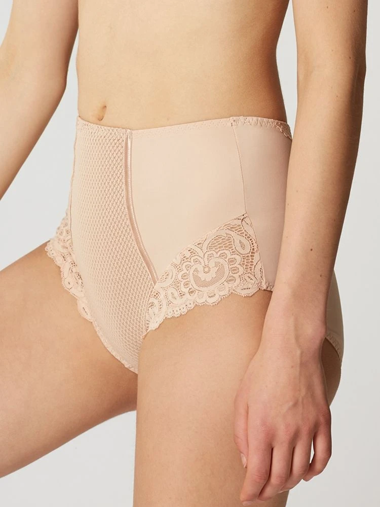 MAISON LEJABY Shaping Slip Mit Spitze GABY Von Maisonlejaby 12 MAISON LEJABY Shaping Slip Mit Spitze GABY Von Maisonlejaby – Bild 10