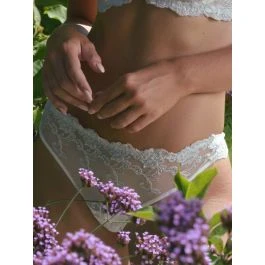 String PLATINUM FASHION Aus Tüll Von Ambra 3 String PLATINUM FASHION Aus Tüll Von Ambra