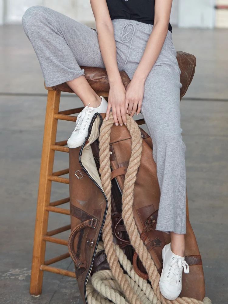 Lounge-Hose ALANA 96 Von Pain De Sucre Suggest Mit Wolle Und Kaschmir 8 Lounge-Hose ALANA 96 Von Pain De Sucre Suggest Mit Wolle Und Kaschmir – Bild 6