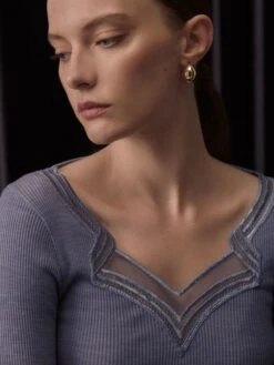 Wolle-Seide Langarm-Shirt Jeansblau Mit Spitze Von Oscalito -Pink Zebra wolle seide langarmshirt spitze 7424 492 ortensia oscalito 2